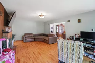 1443 Ogden Ave, Benton Harbor, MI 49022 - Photo 4
