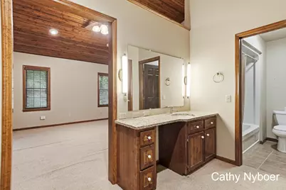 13462 Lakeshore Avenue, Grand Haven, MI 49417 - Photo 20