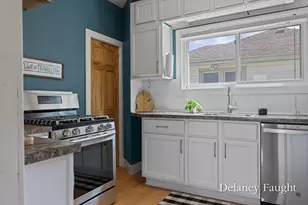 717 Garfield Ave NW, Grand Rapids, MI 49504 - Photo 12