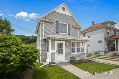 717 Garfield Avenue NW, Grand Rapids, MI 49504 - Photo 2