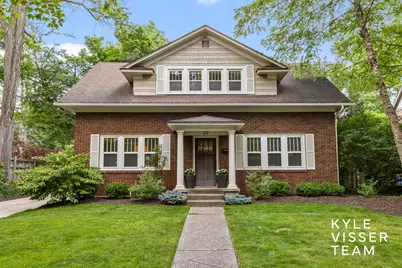 964 Pinecrest Avenue SE, East Grand Rapids, MI 49506 - Photo 2