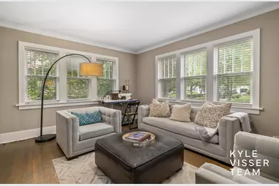964 Pinecrest Avenue SE, East Grand Rapids, MI 49506 - Photo 4