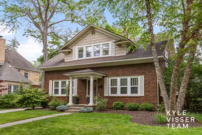 964 Pinecrest Avenue SE, East Grand Rapids, MI 49506 - Photo 1