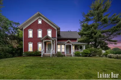 273 W Division Street NE, Rockford, MI 49341 - Photo 4