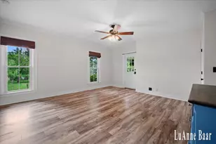 273 W Division St NE, Rockford, MI 49341 - Photo 26