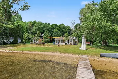 47135 Lakeview Drive, Lawrence, MI 49064 - Photo 6