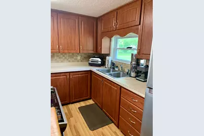 737 Saint Joseph Street, Adrian, MI 49221 - Photo 4