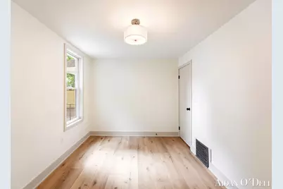 1050 Broadway Avenue NW, Grand Rapids, MI 49504 - Photo 20