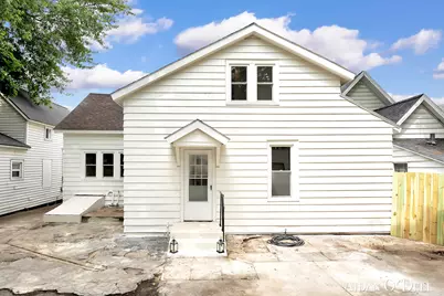 1050 Broadway Avenue NW, Grand Rapids, MI 49504 - Photo 26