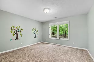 4353 Idlewood Dr SW, Wyoming, MI 49519 - Photo 18