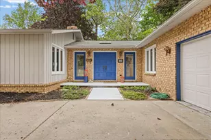303 E Huron River Dr, Belleville, MI 48111 - Photo 4