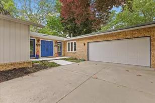 303 E Huron River Dr, Belleville, MI 48111 - Photo 60