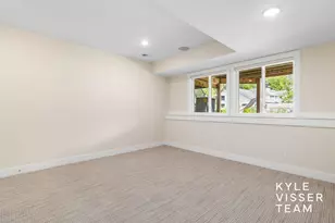 69 Lakeside Dr SE, Grand Rapids, MI 49506 - Photo 58