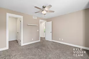 69 Lakeside Dr SE, Grand Rapids, MI 49506 - Photo 38