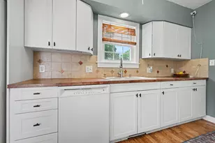 1855 Philadelphia Ave SE, Grand Rapids, MI 49507 - Photo 12