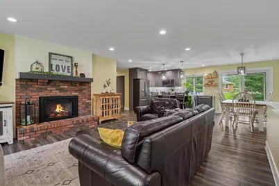 7214 Sundale Drive SE, Grand Rapids, MI 49548 - Photo 4