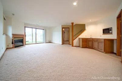 1946 Lakeview Drive, Zeeland, MI 49464 - Photo 34