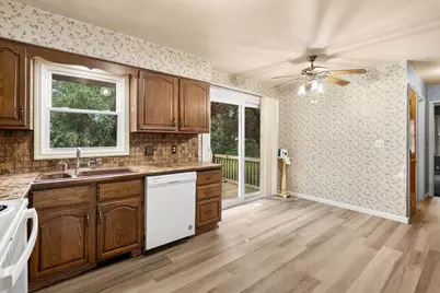 709 Brookside Drive, Otsego, MI 49078 - Photo 8