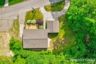 8735 Brower Lake Dr NE, Rockford, MI 49341 - Photo 28