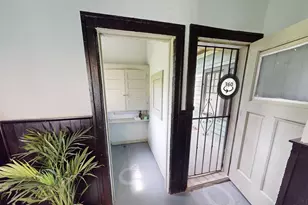 2686 Vicksburg St, Detroit, MI 48206 - Photo 12