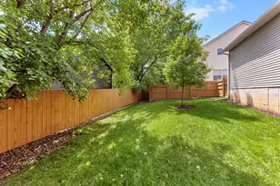 1692 Enclave Ln, Ann Arbor, MI 48103 - Photo 6