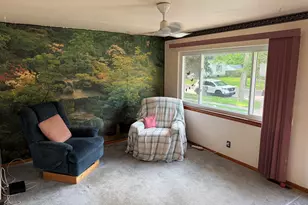 607 E North St, Albion, MI 49224 - Photo 8