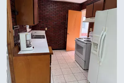607 E North Street, Albion, MI 49224 - Photo 6