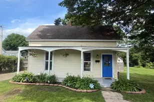 215 N Centerville Rd, Sturgis, MI 49091 - Photo 1