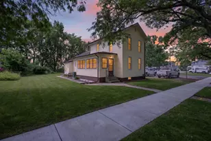 709 Detroit St, Jackson, MI 49201 - Photo 8