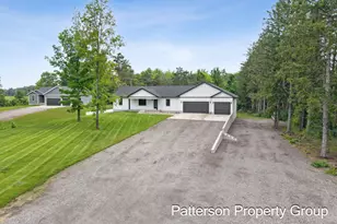 7638 E Sheringer Rd, Ravenna, MI 49451 - Photo 4