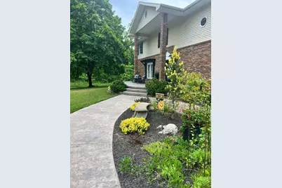 18610 M 86, Three Rivers, MI 49093 - Photo 20