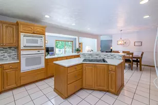 10090 King Hill Ct, Dexter, MI 48130 - Photo 18