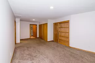 10090 King Hill Ct, Dexter, MI 48130 - Photo 44
