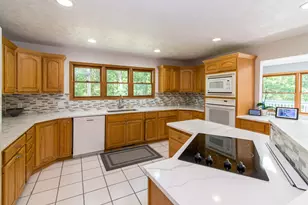 10090 King Hill Ct, Dexter, MI 48130 - Photo 14