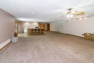 10090 King Hill Ct, Dexter, MI 48130 - Photo 40