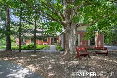 2247 Whisper Cove Drive SE, Kentwood, MI 49508 - Photo 4