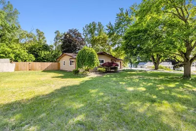 210 Beaver Street, Brighton, MI 48116 - Photo 2