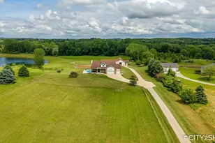 604 28th Ave, Hudsonville, MI 49426 - Photo 2
