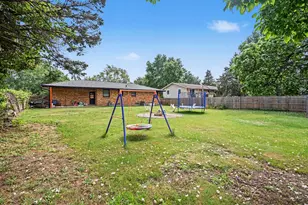 1089 Legion Park Dr, Holland, MI 49423 - Photo 16