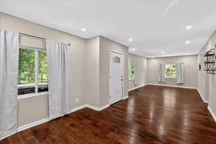 10260 N Ferris Rd, Riverdale, MI 48877 - Photo 2