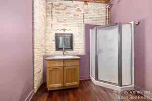 940 Monroe Ave NW, Grand Rapids, MI 49503 - Photo 18