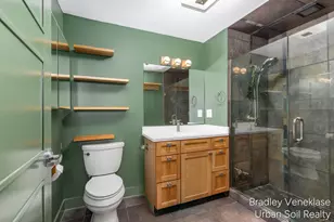 940 Monroe Ave NW, Grand Rapids, MI 49503 - Photo 18