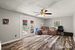 107 N Densmore St, Muskegon, MI 49442 - Photo 10