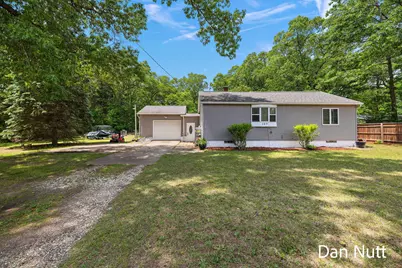 107 N Densmore Street, Muskegon, MI 49442 - Photo 2