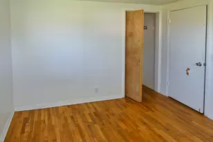 4534 E Britain Ave, Benton Harbor, MI 49022 - Photo 10