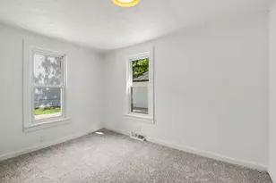 523 W Maple St, Wayland, MI 49348 - Photo 18