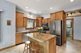 8259 Golfside Dr, Jenison, MI 49428 - Photo 16