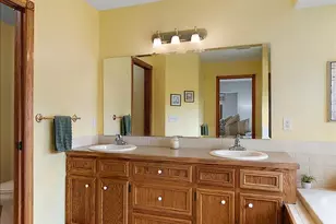 8259 Golfside Dr, Jenison, MI 49428 - Photo 28