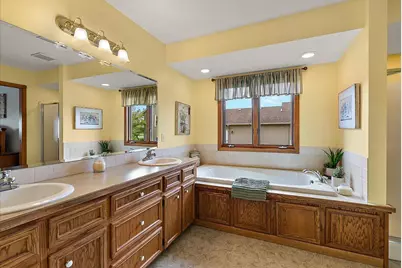 8259 Golfside Drive, Jenison, MI 49428 - Photo 24