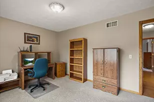 8259 Golfside Dr, Jenison, MI 49428 - Photo 34